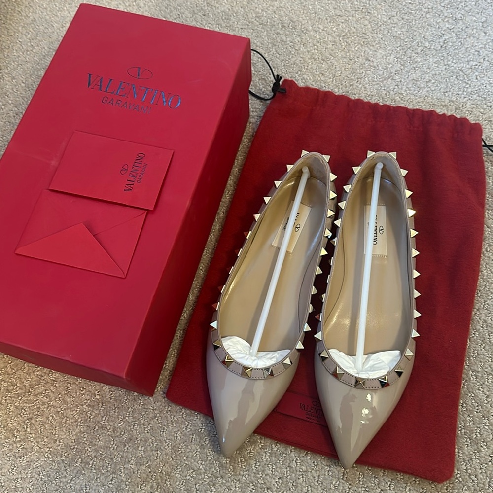 Valentino patent rockstud ballet flat